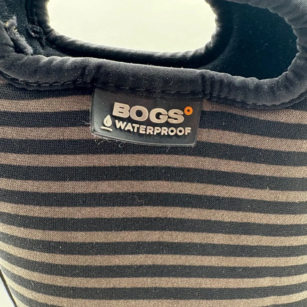 BOGS Classic Flower Stripes Waterproof Insulated Rain Boots‎ Kids Youth Size 2